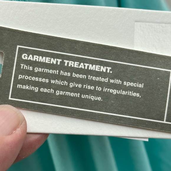 Bench Short Sleeve V-Neck Front Pocket T-Shirt - Teal Green - Picture 9 of 14